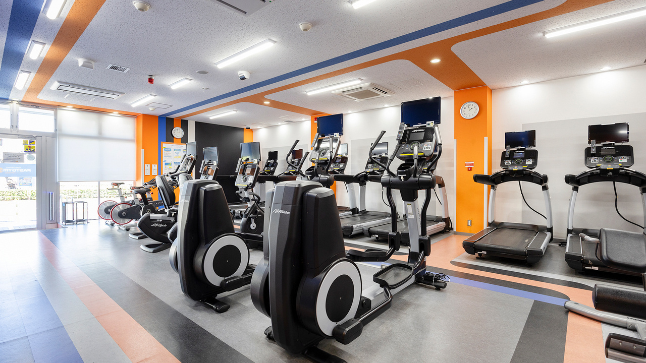 FASTGYM24 雑色店の公式店舗写真